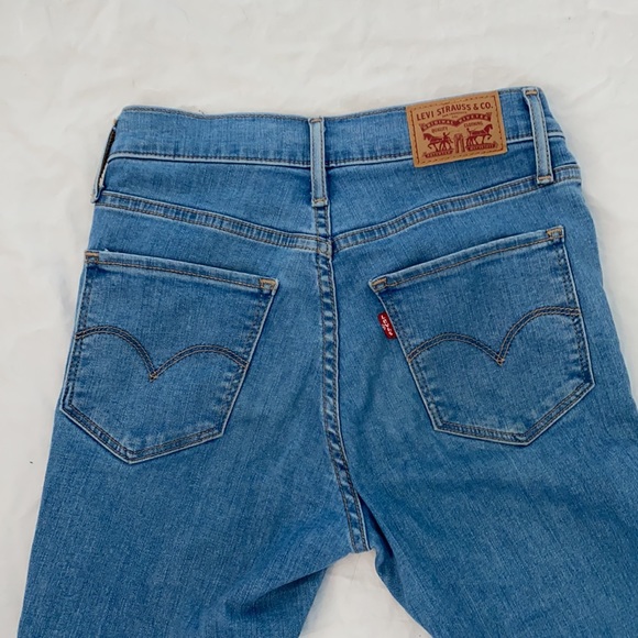 Levi’s 720 high rise super skinny jeans - Picture 2 of 3